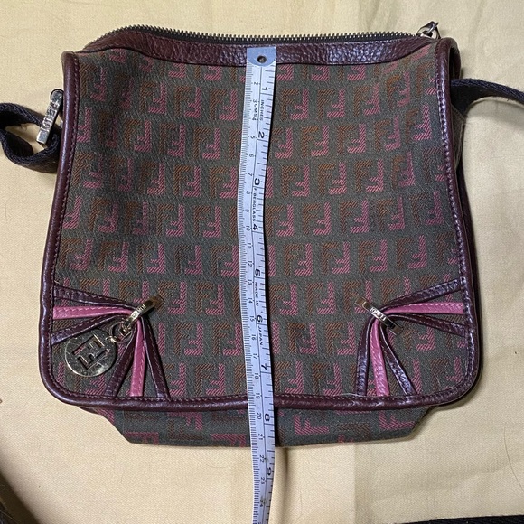 Fendi crossbody - Picture 16 of 16